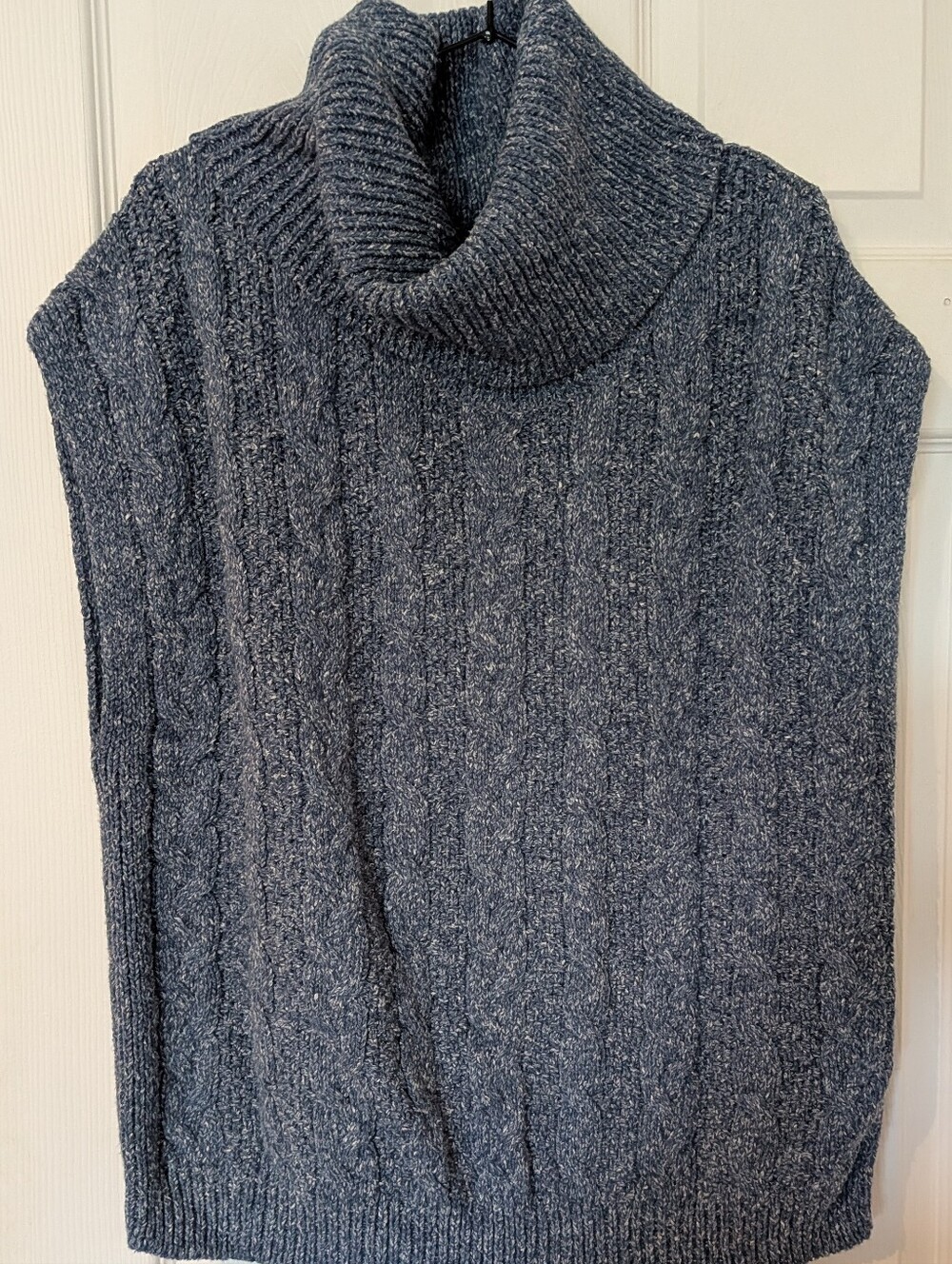 Northern Reflections Heathered Navy Cable Knit Turtleneck Sleeveless Sweater